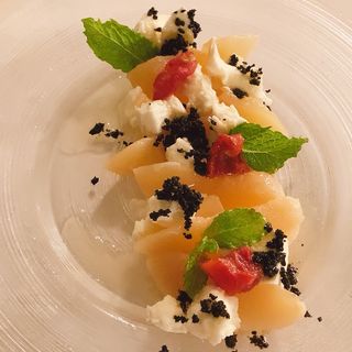 北海道モッツァレラチーズと白桃のマリネ(45 （キャラントサンク）)