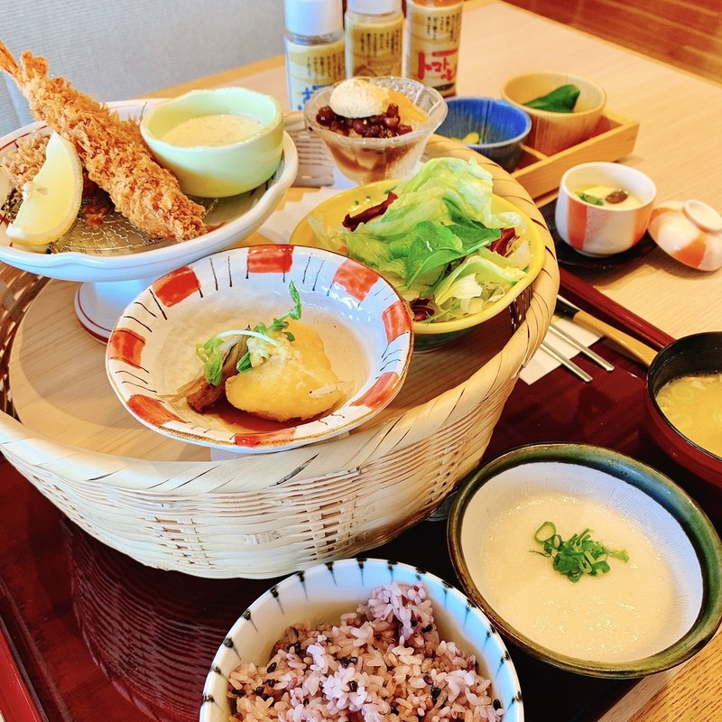 彩りランチ(かつ太郎　つくば学園店)