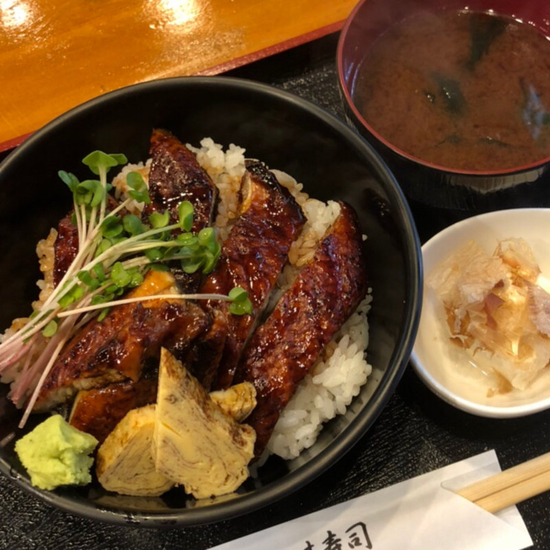 うなぎ丼(たけ寿司)