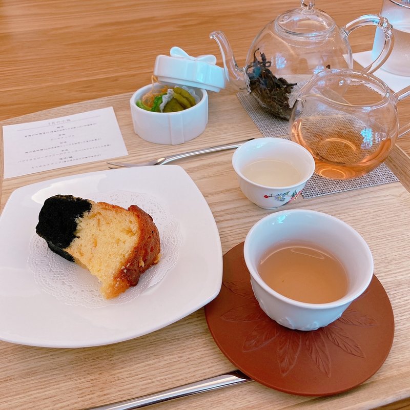 備長炭のオレンジパウンドケーキ(TANAGOKORO TEAROOM)