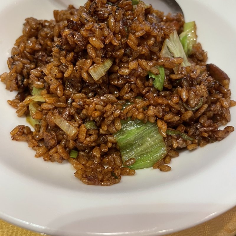 黒チャーハン(七福)