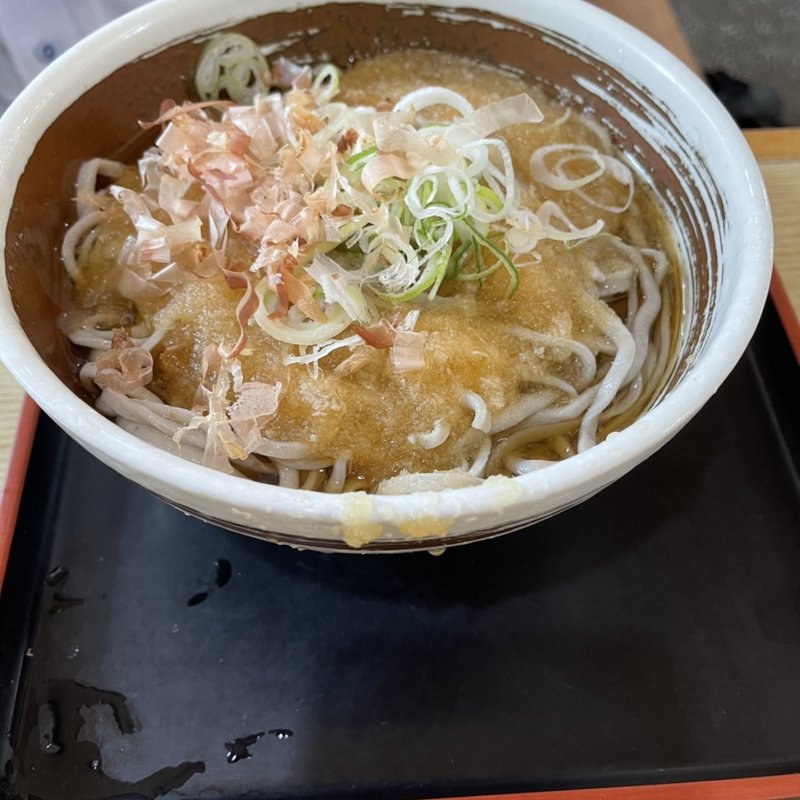 おろしそば大盛り(のぼりと)