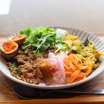 2種のあいがけ(spicecurry moco)