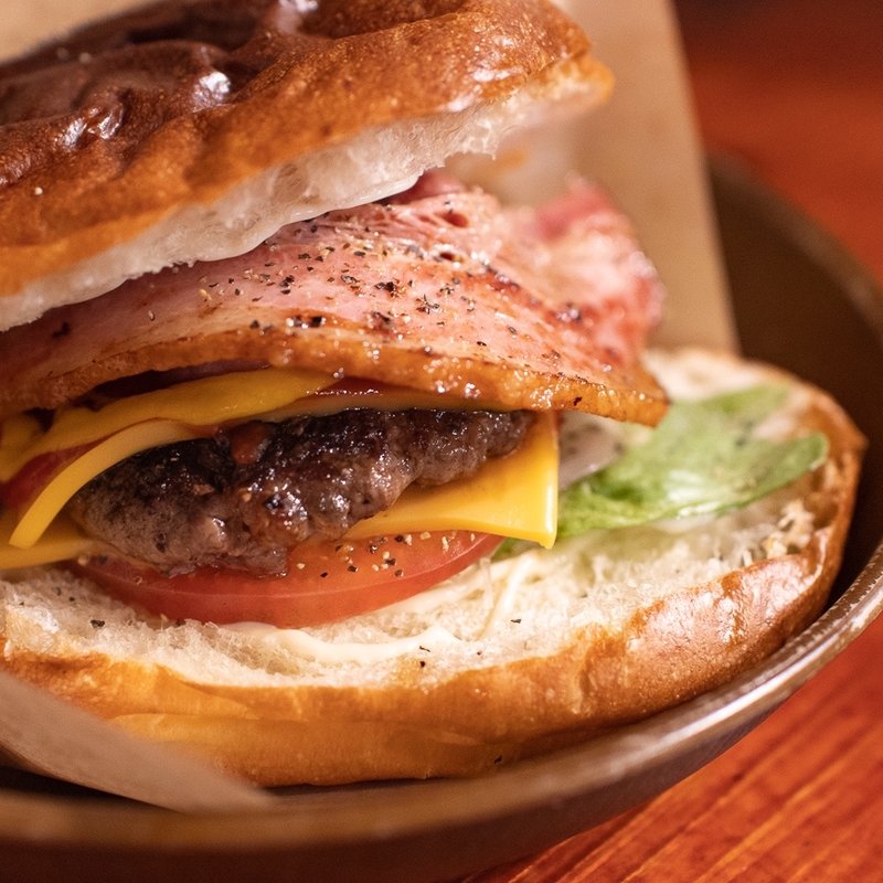 ベーコンチーズバーガー(BAKERY 燈 LAMP （ベーカリーランプ）)