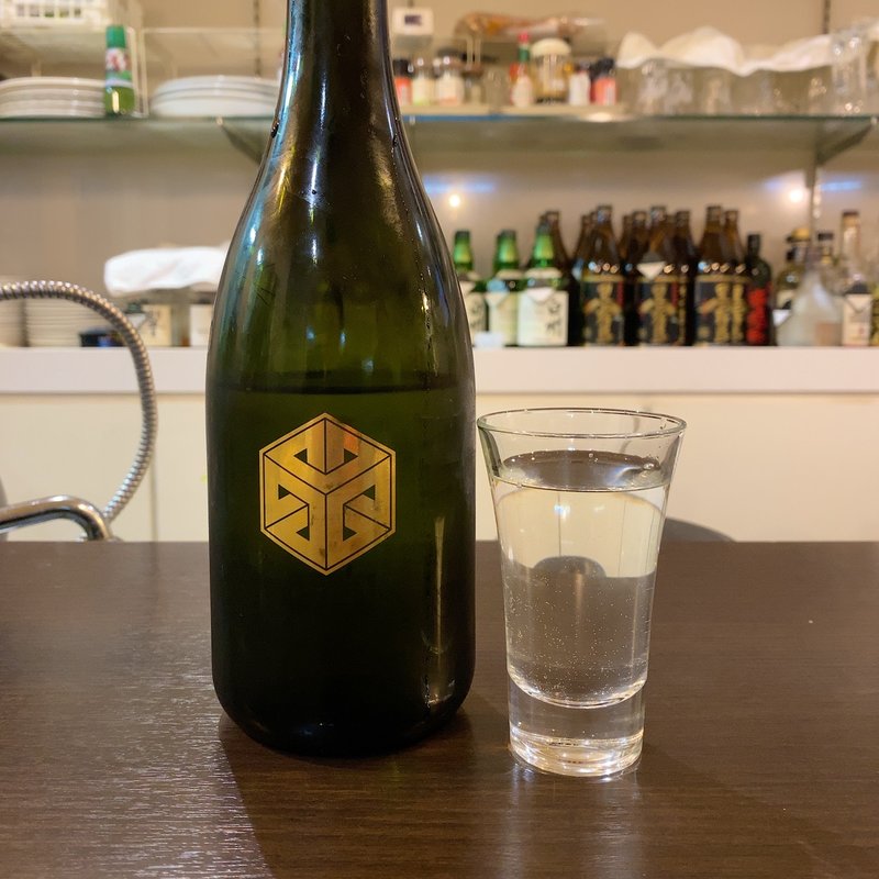 楯野川 無我 ブラックボトル 純米大吟醸(ルッカ)