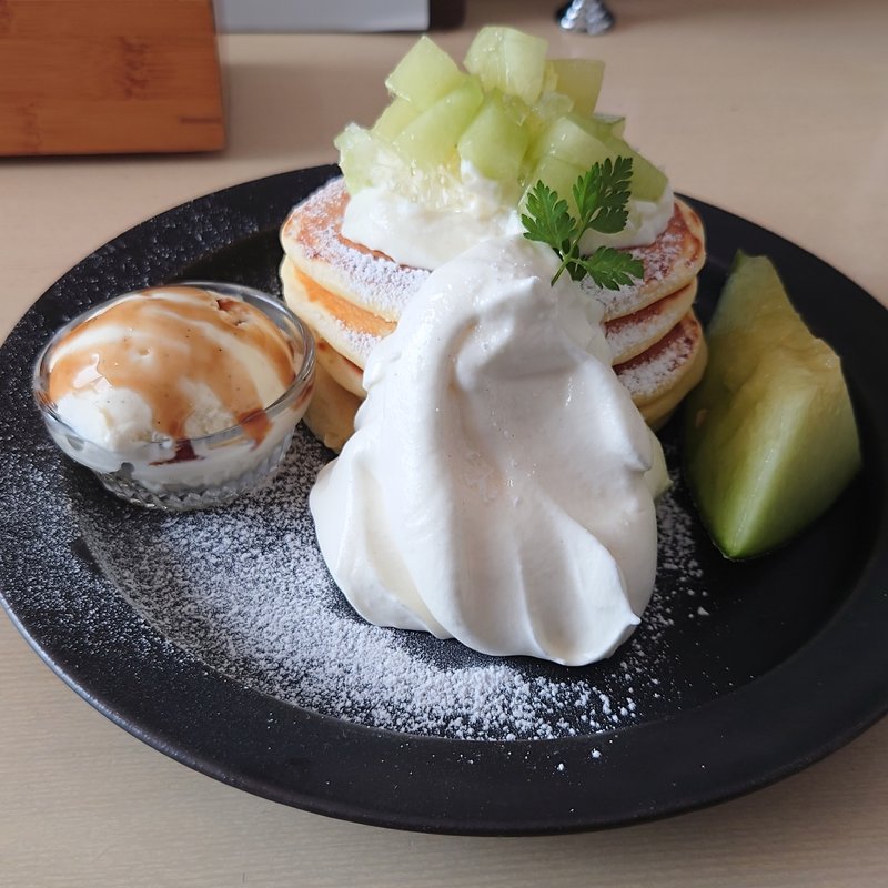 メロンとリコッタクリーム(uzna omom 原宿本店)