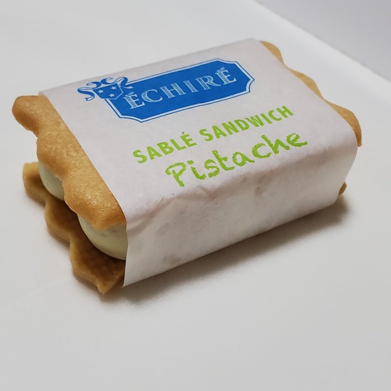 サブレサンド ピスターシュ

(エシレ・パティスリー オ ブール ＜横浜＞)