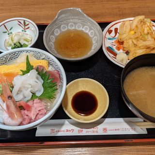 海鮮丼(北海道料理ユック 大崎店)