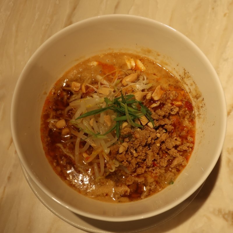 白胡麻担々麺(馬小菜華都＋)