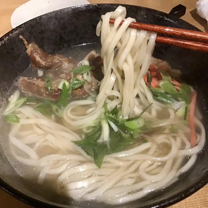 ソーキそば(ヒビノビア クラフトビア キッチン＆ストア)