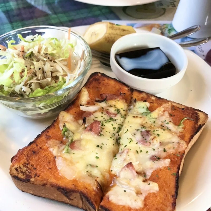 モーニング(ピザトースト)(クエルナバカ)