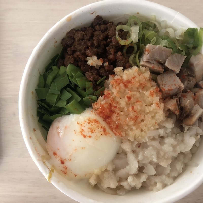 スタミナ坦々まぜそば(辛っとろ麻婆麺 あかずきん)