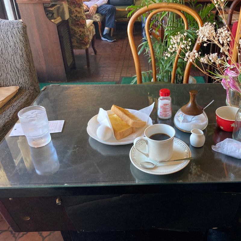 コーヒーとモーニング(珈琲 母留河)