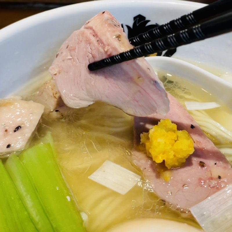 鴨中華そば（塩）・味玉(中華そば満鶏軒)