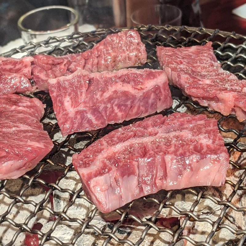 厚切り特上ハラミ(にくがとう　人形町店)