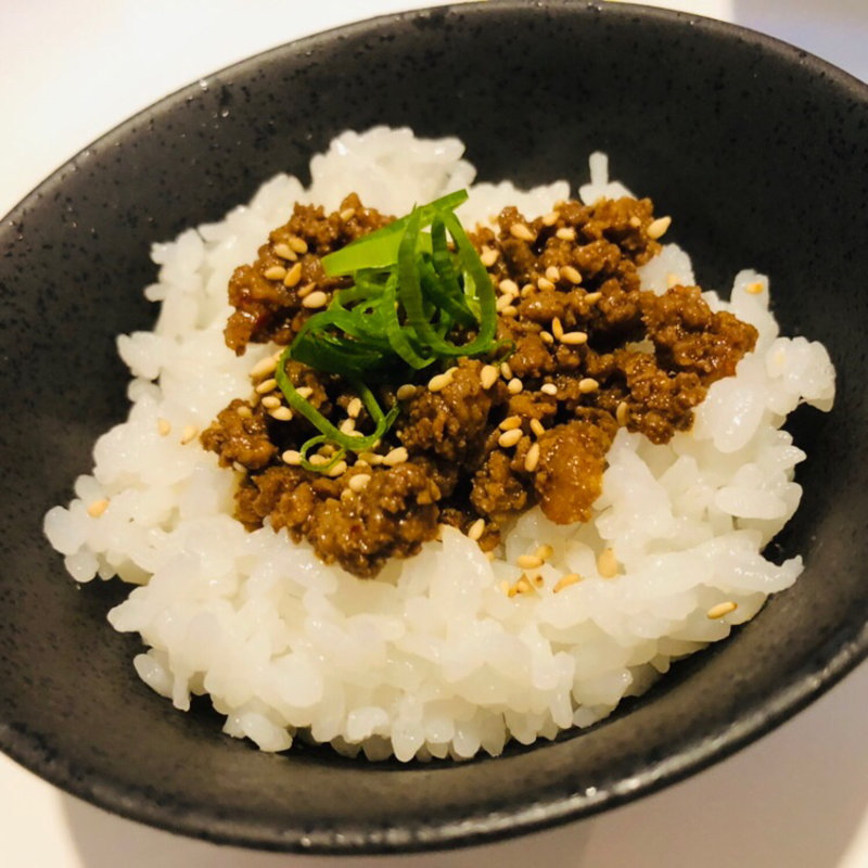 肉味噌丼(麺屋 169 )