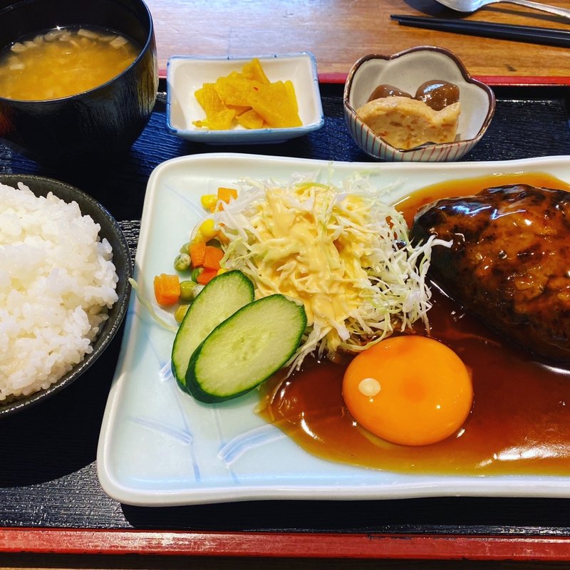 和風ハンバーグ定食(定食屋 おじいちゃんの台所)
