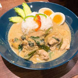 グリーンカレー(THAIFOOD DINING&BAR　マイペンライ )