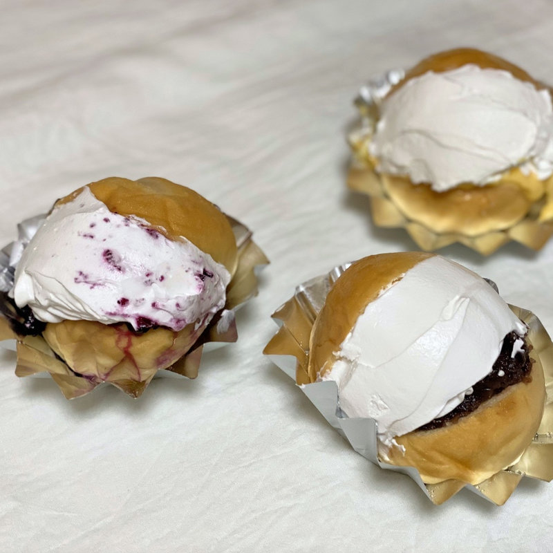 マリトッツォ（生クリームクリームチーズブルーベリー）(ドマーニ （domani）)