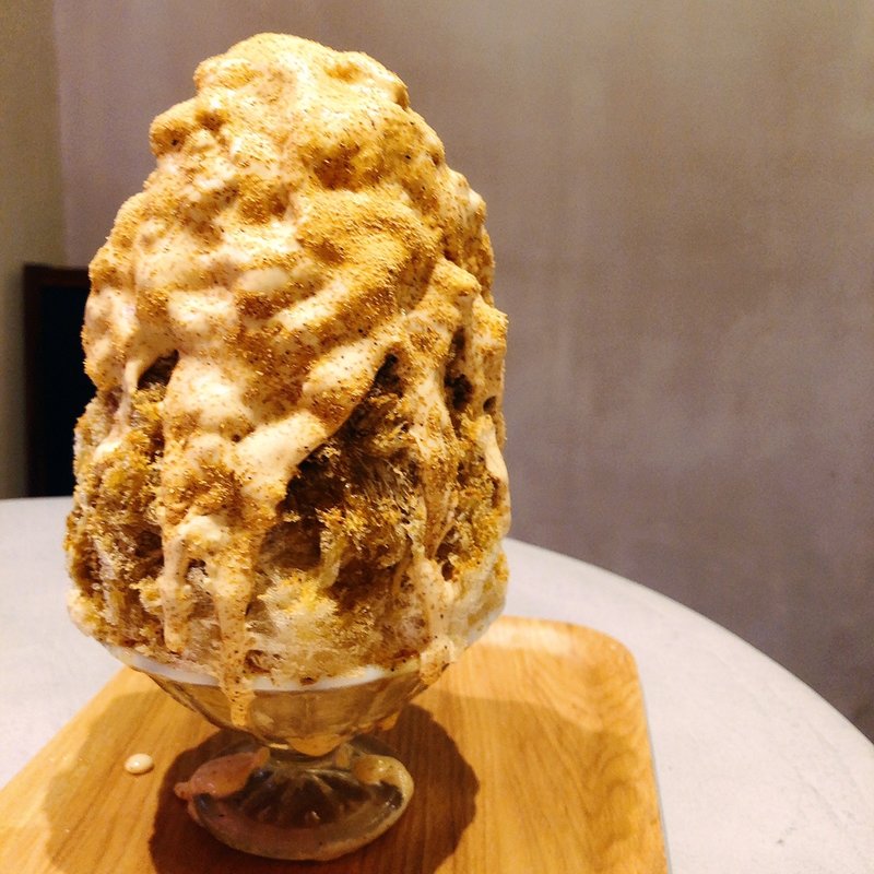 酒粕クリームときな粉(ブンブンブラウカフェ)