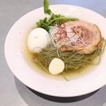 白トリュフ塩ラーメン(ブンブンブラウカフェ)