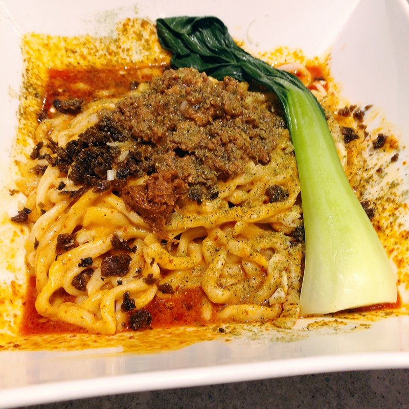 汁なし坦々麺(ブンブンブラウカフェ)