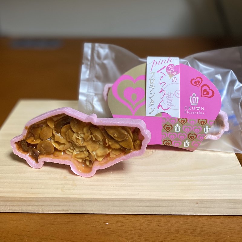 幸せのpinkくらうんフロランタン(つたや製菓舗)