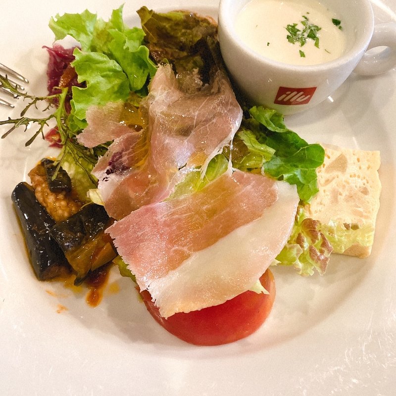 (タベルナ キンタ)