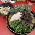 ラーメン青菜、キクラゲトッピング(王道家直系IEKEI TOKYO)