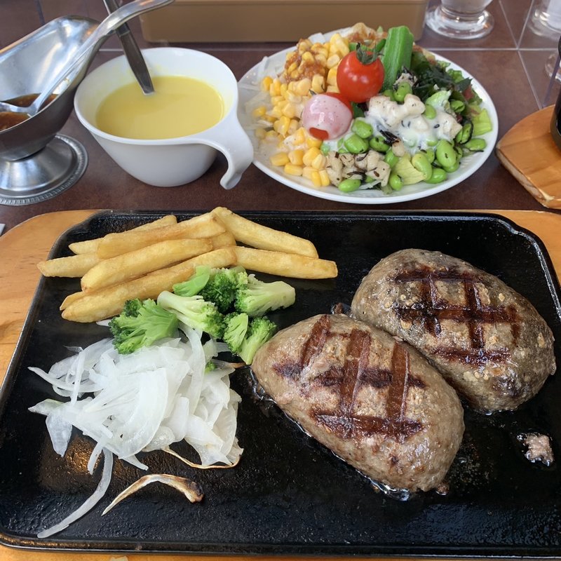 大俵ハンバーグ(ビッグボーイ 黒川店)