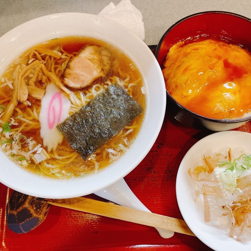 ミニかに玉とラーメンのセット(来集軒)