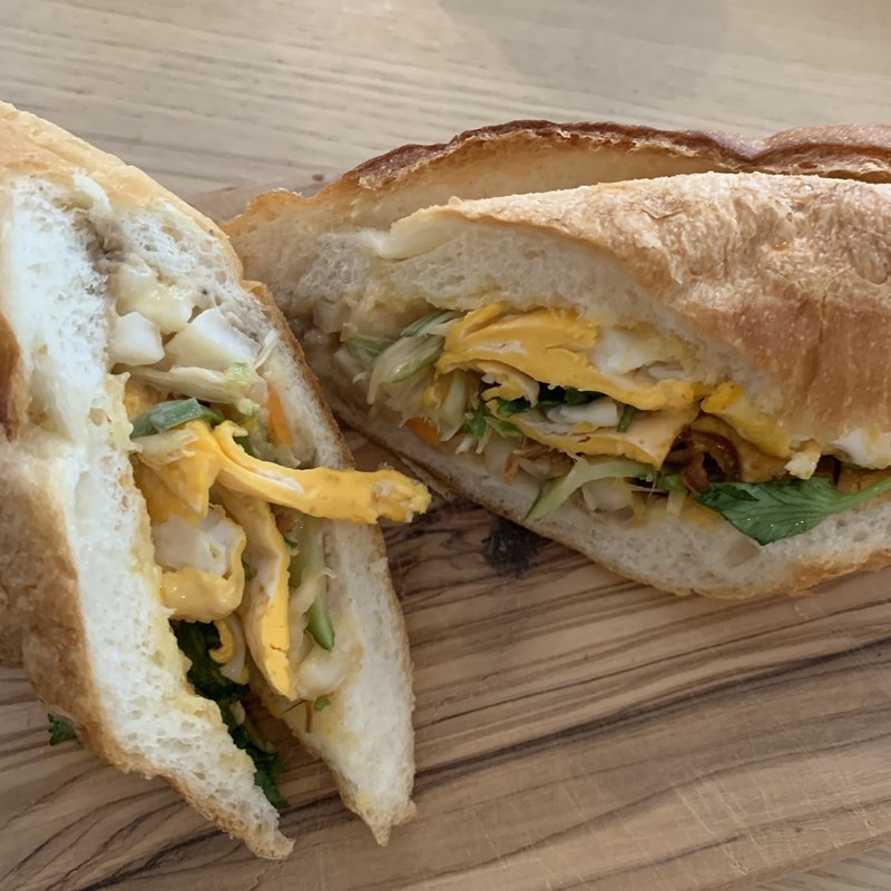 バインミー　卵(ダイナーヴァン)