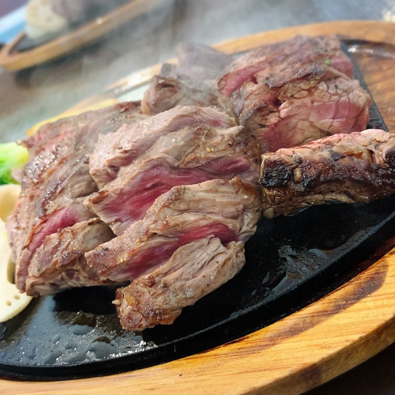 1ポンド赤身ステーキ(やっぱり肉が好き （【旧店名】サ・ソン・ボン）)