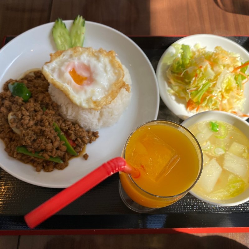 ガパオライスセット(PAPAYA赤羽)