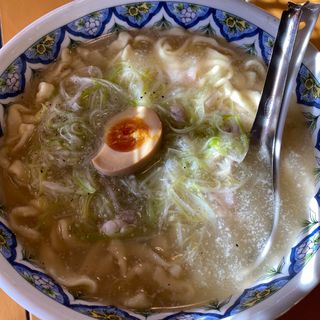 豚肉スープのこくネギラーメン(揚州商人 渋谷センター街店)