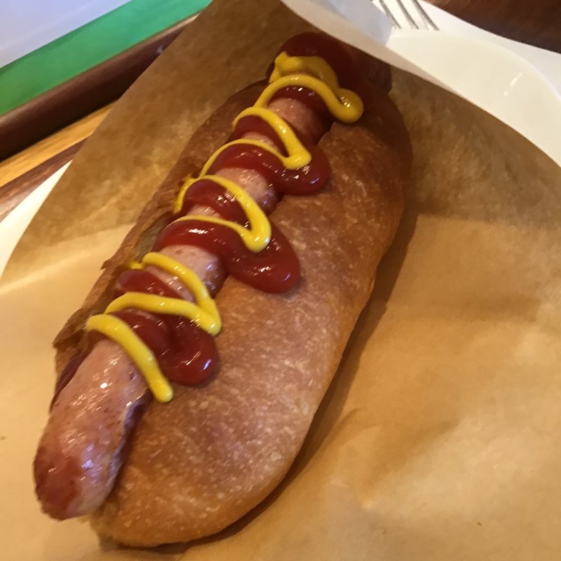 ホットドッグ(箕面ビール WAREHOUSE)