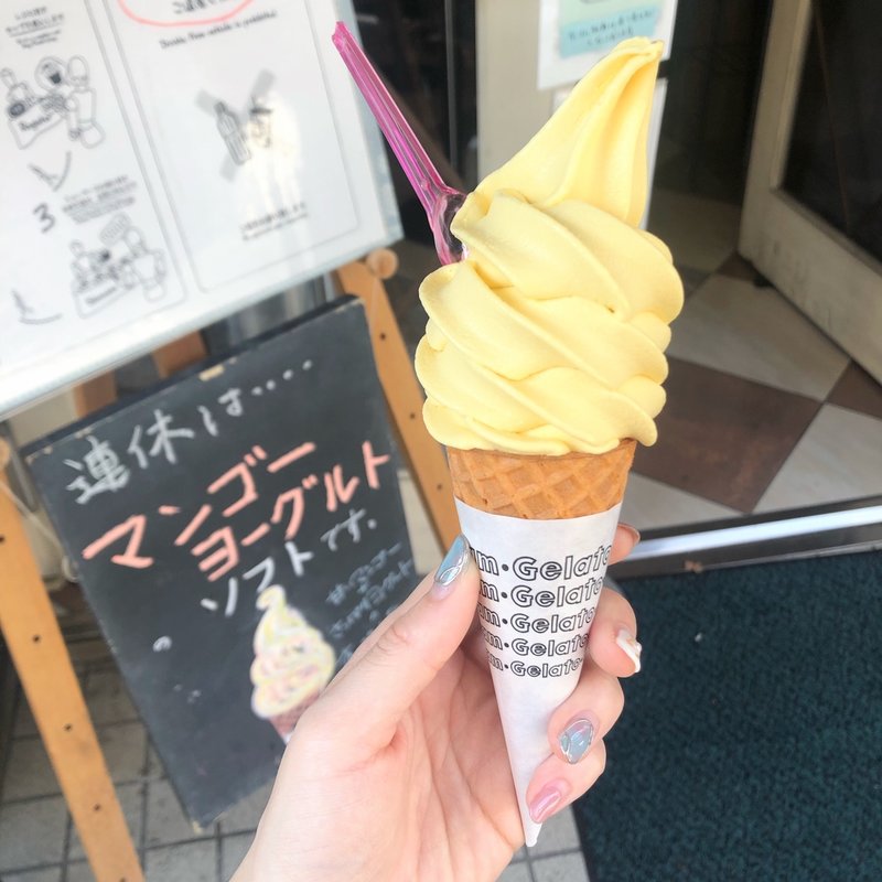 マンゴーヨーグルトジェラートソフト(ジェラテリアアクオリーナ （GELATERIA ACQUOLINA）)