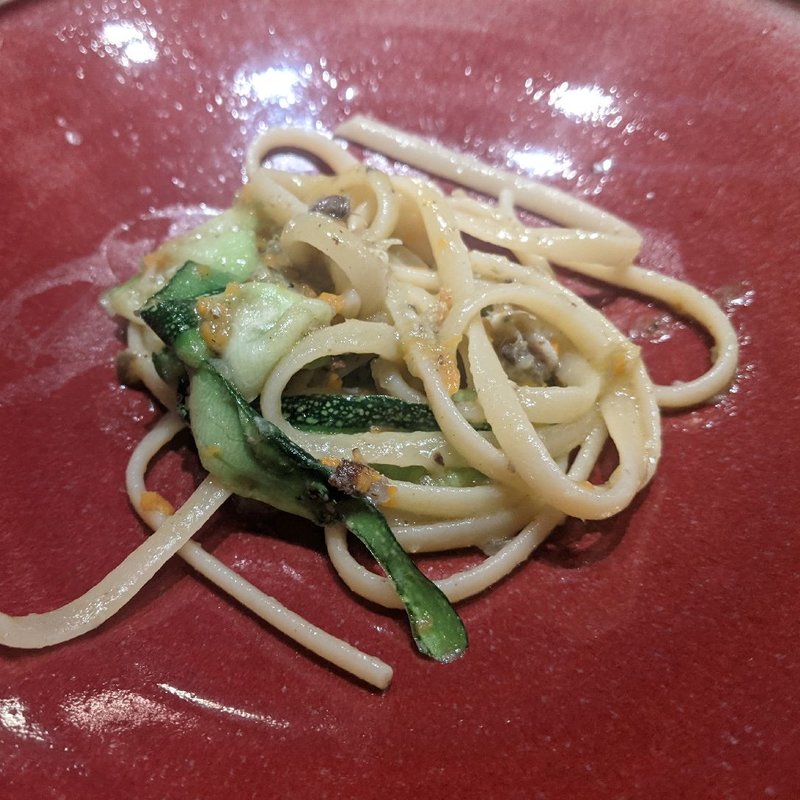 リングイネ　天然鮎とズッキーニ(草片)