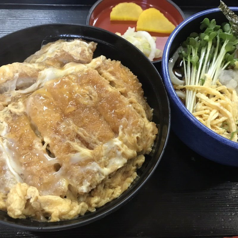 カツ丼とミニおろしうどん(手打ちうどんの店倭 )