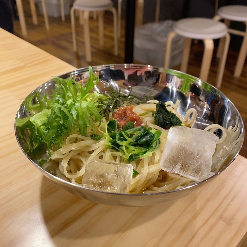 季節の和冷麺(大衆ホルモン・やきにく煙力 伏見店)