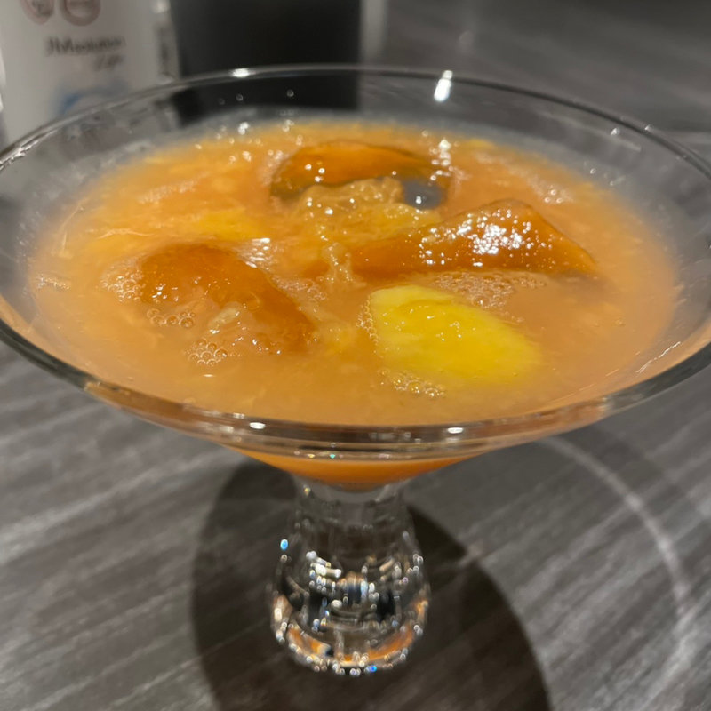 すもも マンゴーカクテル(parlor廣瀬)