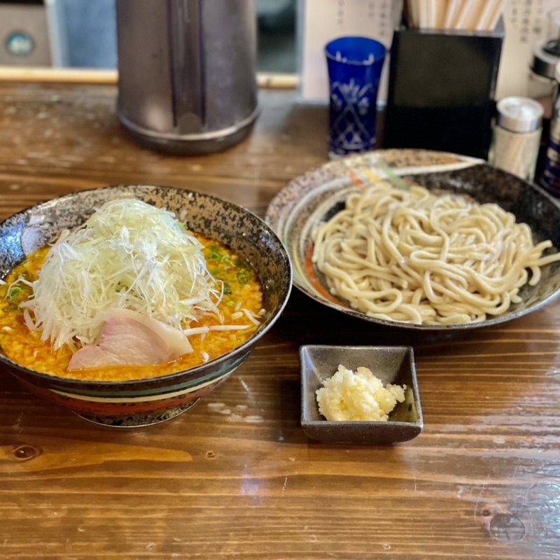 辛い豚湯(ブータン)つけ麺(らぁ麺のぉ店三色)