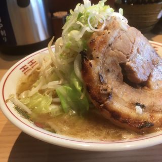 ラーメン　肉増し(兼虎 太宰府駅前店)