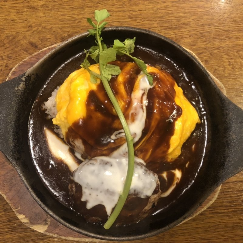 オムライスハンバーグ(ラケル 新宿西口店 （RAKERU）)