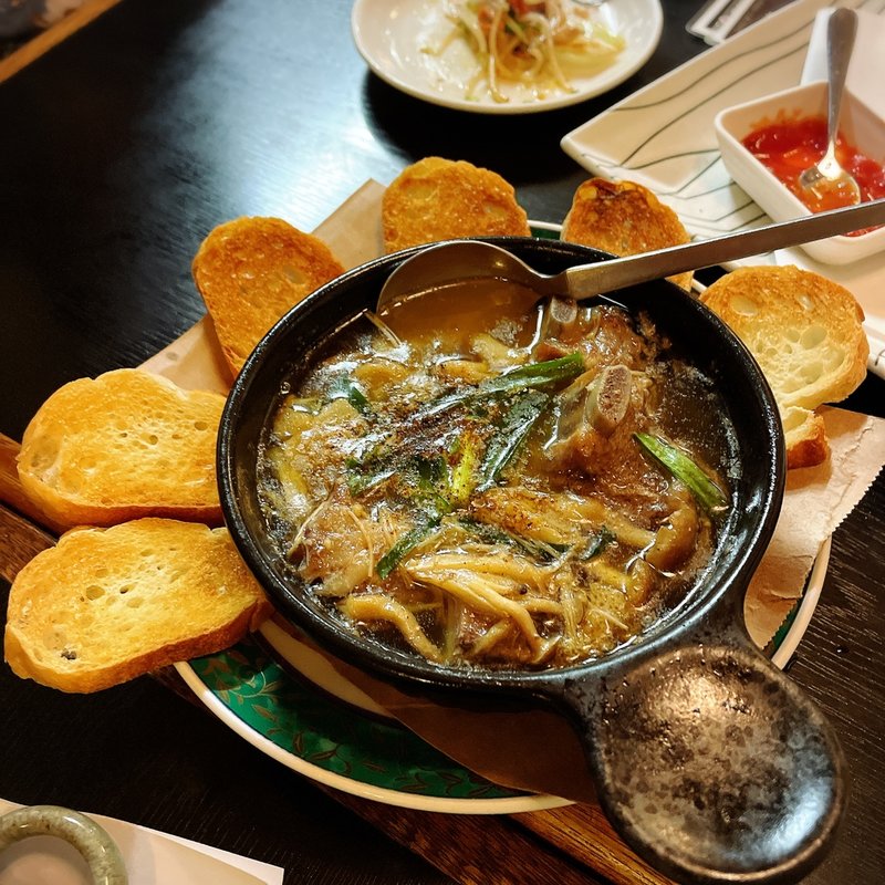 大人気ソーキアヒージョ(かずさん亭 )