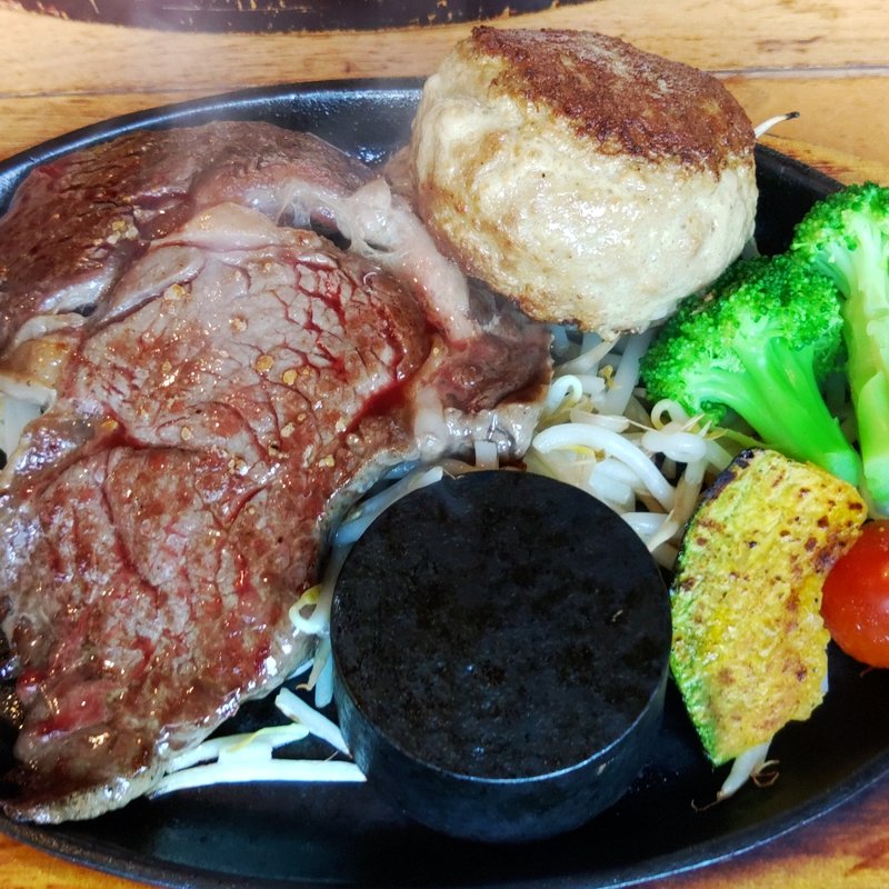 牛リブ&赤身肉ハンバーグ(筋肉食堂 )