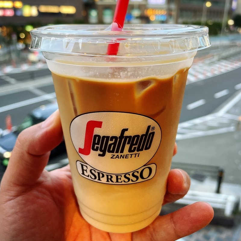 アイスカフェラテC(セガフレード・ザネッティ・エスプレッソ 中目黒店)