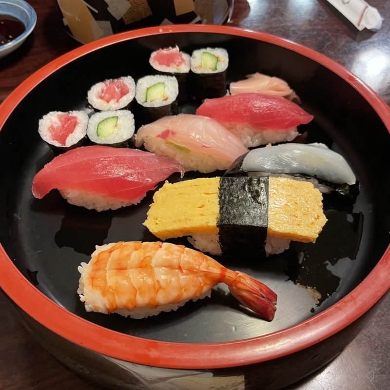 ランチサービス　寿司(寿司源)