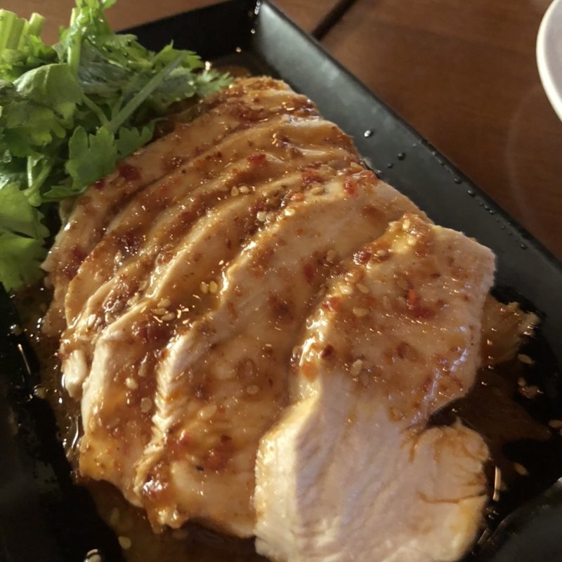 四川風よだれ鶏 ～ピリ辛胡麻ソース～(モンスーンカフェ ららぽーとTOKYO-BAY （Monsoon Cafe）)