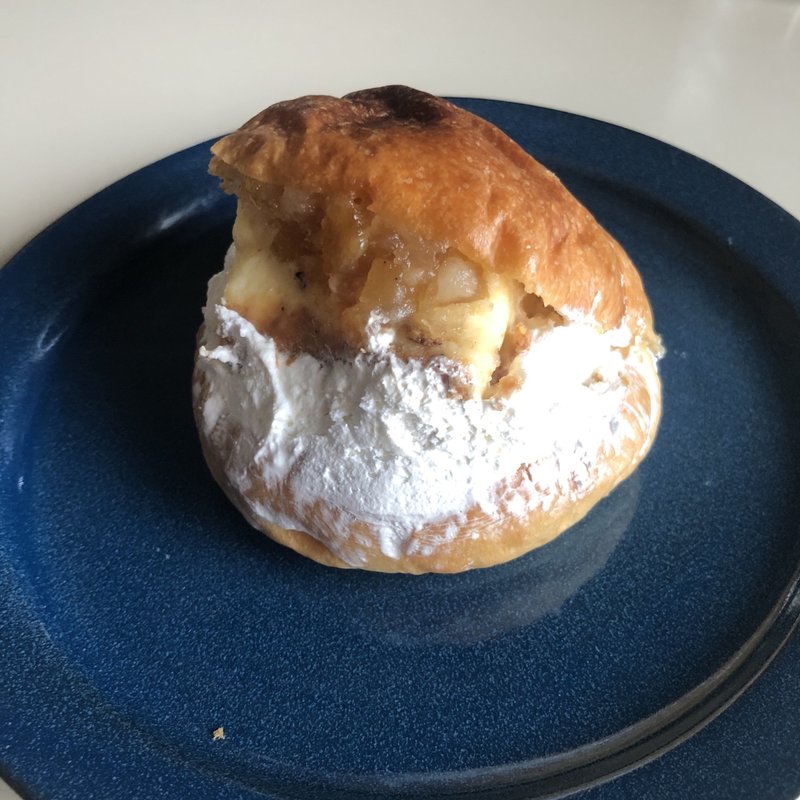 マリトッツォ(濱田屋 太子堂店)